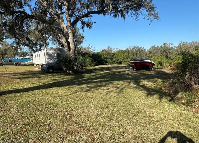 Property at 1143 Taffy Dr, Punta Gorda, FL 33982, 3 beds, 2 baths