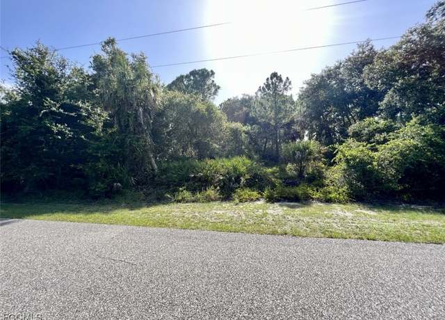 Property at 2111 Fernwood St, Port Charlotte, FL 33948