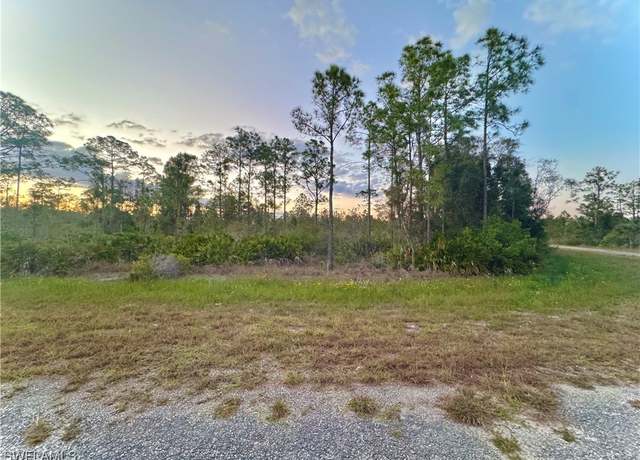 Property at 2135 Viscount Ave, Lehigh Acres, FL 33972