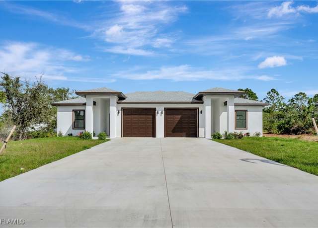 Property at 371-373 Bell Blvd S, Lehigh Acres, FL 33974, 6 beds, 4 baths