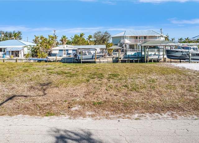 Property at 16160 Tortuga St, Bokeelia, FL 33922