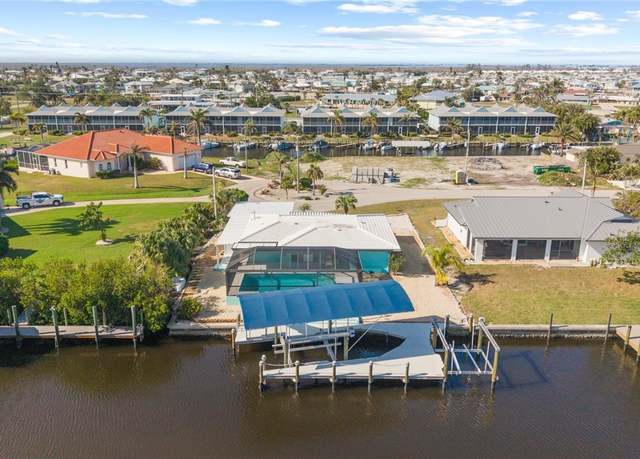 Property at 2872 Bracci Dr, St. James City, FL 33956, 2 beds, 2 baths