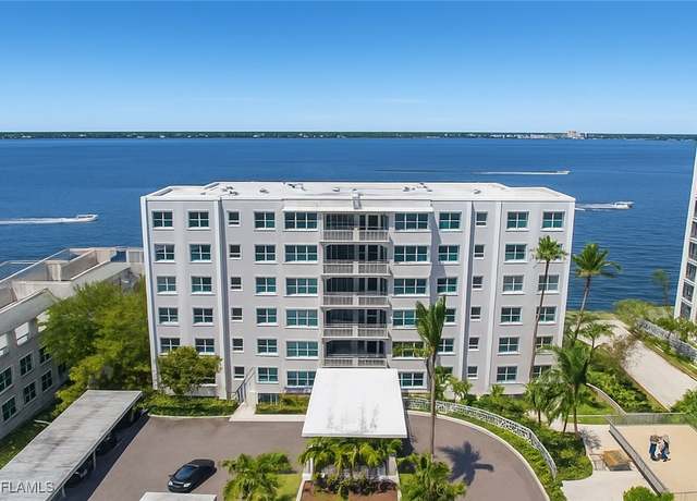 Property at 1900 Clifford St #403, Fort Myers, FL 33901, 2 beds, 2 baths