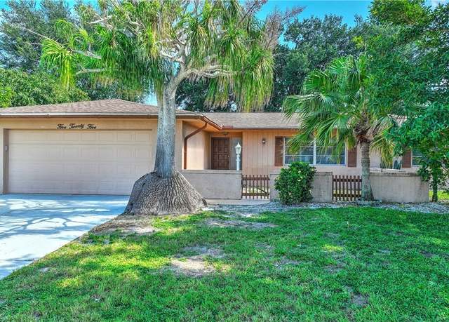 Property at 525 Shadyside St, Lehigh Acres, FL 33936, 3 beds, 2 baths