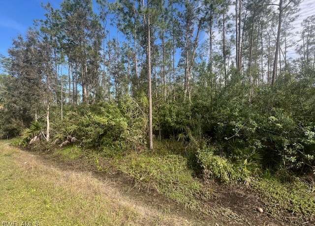 Property at 19201 Burgundy Farms Rd, Estero, FL 33928