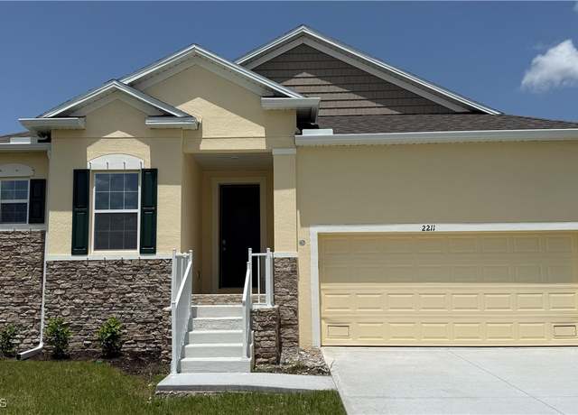 Property at 2211 Harbour Dr, Punta Gorda, FL 33983, 3 beds, 2 baths