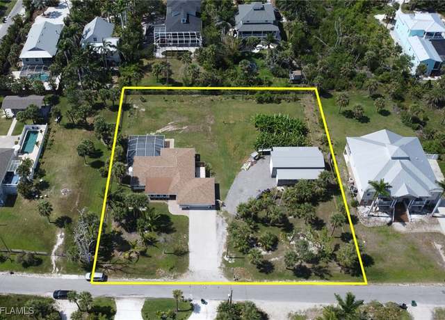 Property at 13410 Electron Dr, Fort Myers, FL 33908, 3 beds, 2 baths