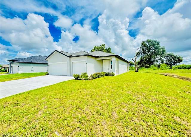 Property at 9011 Penny Cir, Labelle, FL 33935, 3 beds, 2 baths
