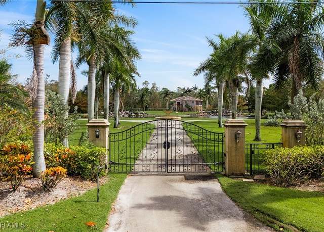 Property at 15261 N Pebble Ln, Fort Myers, FL 33912, 4 beds, 3 baths