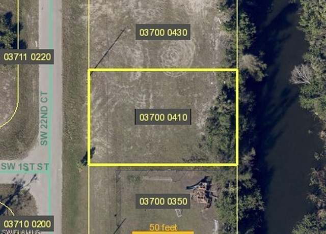 Property at 27 SW 22nd Ct, Cape Coral, FL 33991
