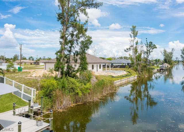 Property at 2139 SW 17th Pl, Cape Coral, FL 33991