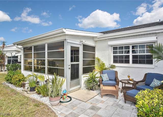 Property at 6952 Edgewater Cir, Fort Myers, FL 33919, 2 beds, 2 baths
