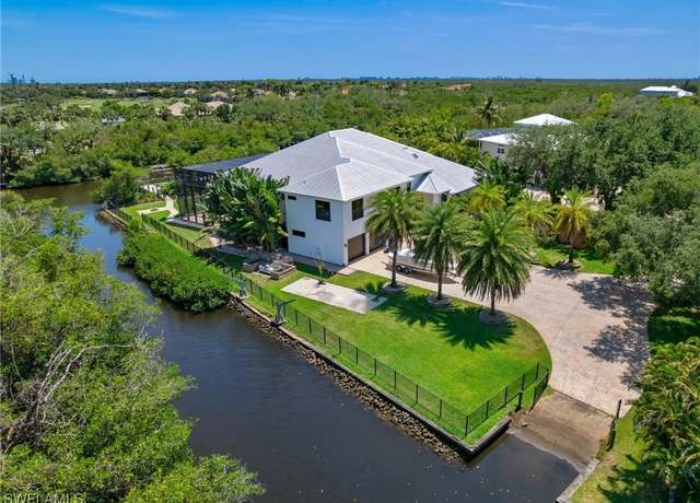 Property at 18251 Parkridge Ct, Fort Myers, FL 33908, 5 beds, 3.5 baths