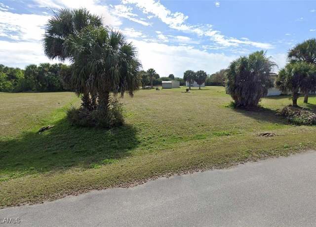 Property at 1125 W Miller Dr, Moore Haven, FL 33471
