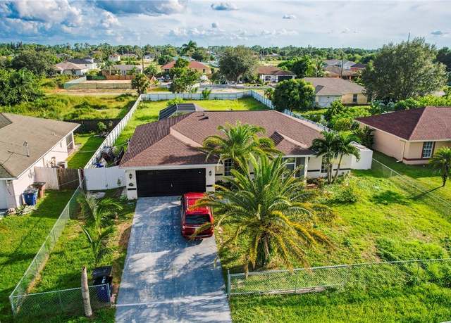 Property at 3911 11th St W, Lehigh Acres, FL 33971, 4 beds, 2 baths