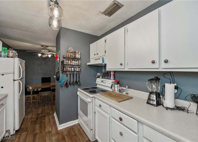 Property at 12631 Fourth St, Fort Myers, FL 33905, 3 beds, 1 bath