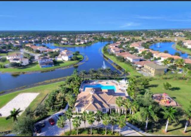Property at 1302 Weeping Willow Ct, Cape Coral, FL 33909, 2 beds, 2.5 baths