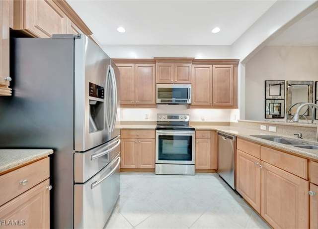 Property at 4350 Lazio Way #1102, Fort Myers, FL 33901, 3 beds, 2.5 baths
