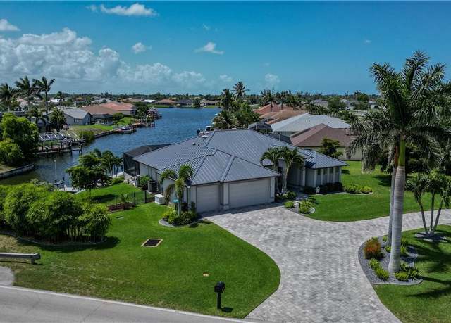 Property at 410 SE 26th Ter, Cape Coral, FL 33904, 3 beds, 2 baths