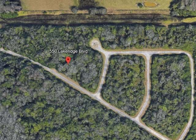 Property at 550 Lakeridge Blvd, Lehigh Acres, FL 33972
