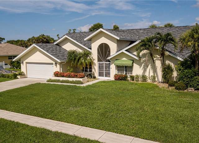 Property at 4225 Prestwick Ct, North Fort Myers, FL 33903, 3 beds, 2.5 baths