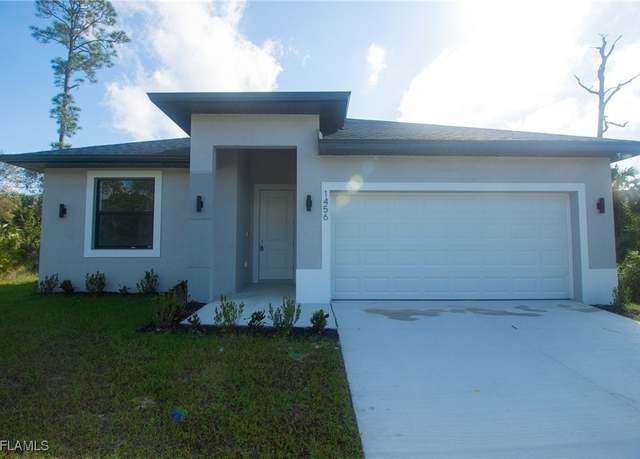 Property at 1456 Rugby Ln, Labelle, FL 33935, 3 beds, 2.5 baths
