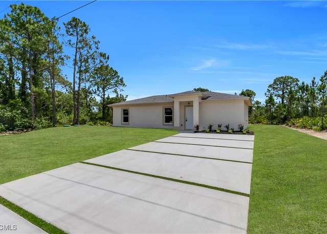 Property at 2801 42nd St W, Lehigh Acres, FL 33971, 3 beds, 2 baths