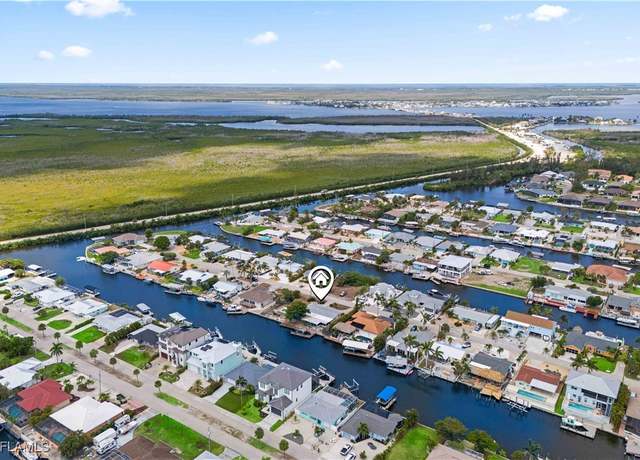 Property at 12206 Boat Shell Dr, Matlacha Isles, FL 33991, 2 beds, 1 bath