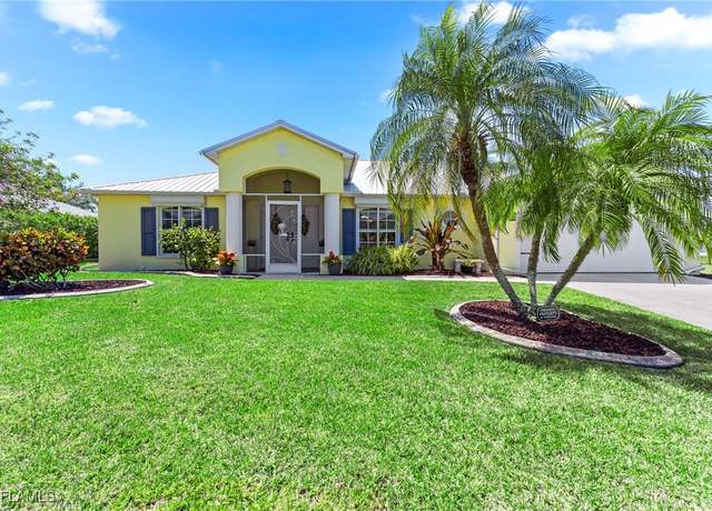Property at 516 SE 14th Ter, Cape Coral, FL 33990, 4 beds, 3 baths
