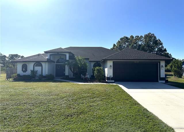 Property at 1610 Covington Meadows Cir, Lehigh Acres, FL 33936, 5 beds, 3 baths