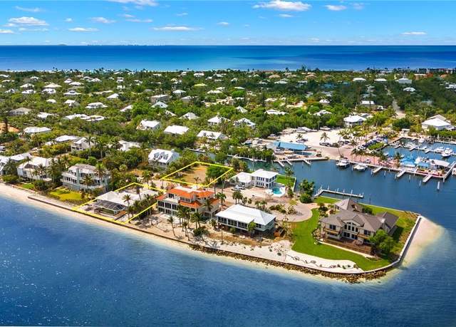 Property at 592 Lighthouse Way, Sanibel, FL 33957, 3 beds, 2 baths