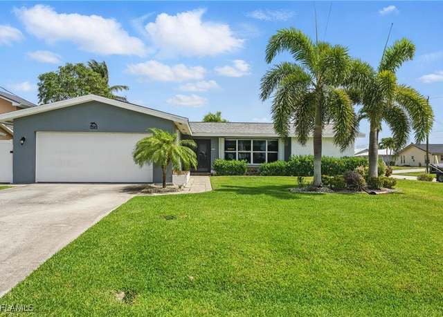 Property at 2941 SE 10th Pl, Cape Coral, FL 33904, 3 beds, 2 baths
