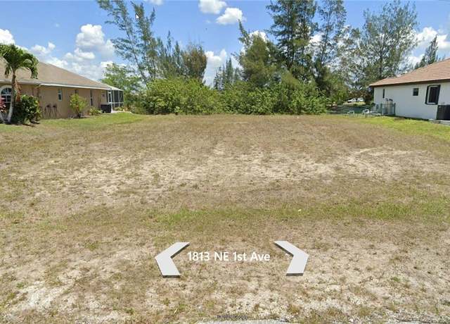 Property at 1813 NE 1st Ave, Cape Coral, FL 33909