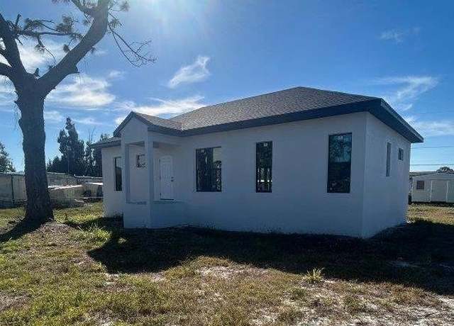 Property at 8190 Tolles Dr, North Fort Myers, FL 33917, 3 beds, 2 baths