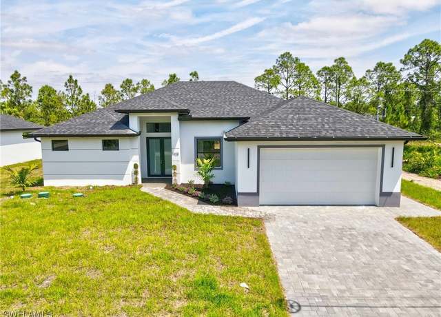 Property at 1025 Gladys St, Lehigh Acres, FL 33974, 3 beds, 2 baths