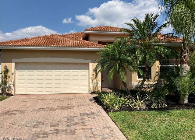 Property at 11211 Yellow Poplar Dr, Fort Myers, FL 33913, 3 beds, 2.5 baths