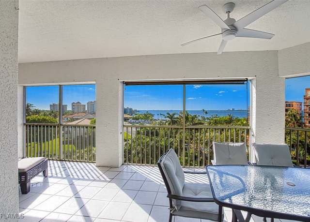 Property at 14817 Laguna Dr #403, Fort Myers, FL 33908, 3 beds, 2.5 baths