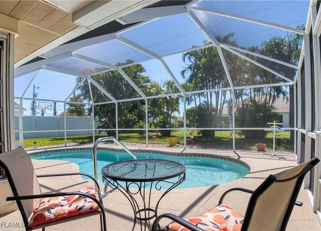Property at 908 SE 18th St, Cape Coral, FL 33990, 2 beds, 2 baths
