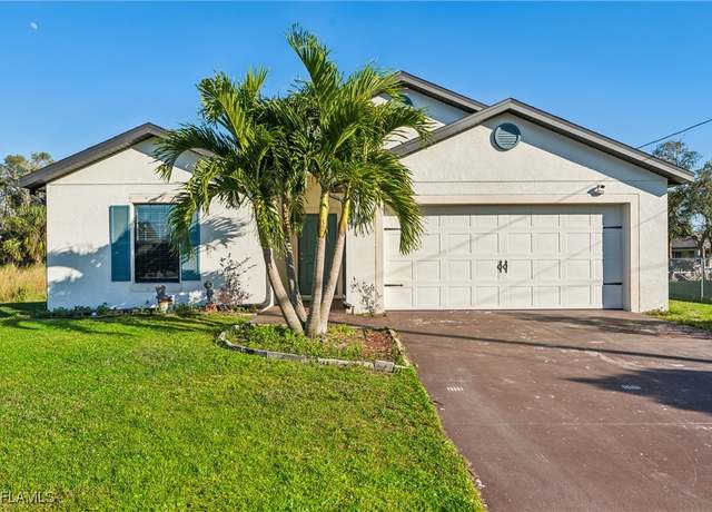 Property at 811 Lystra Ave, Fort Myers, FL 33913, 5 beds, 3 baths