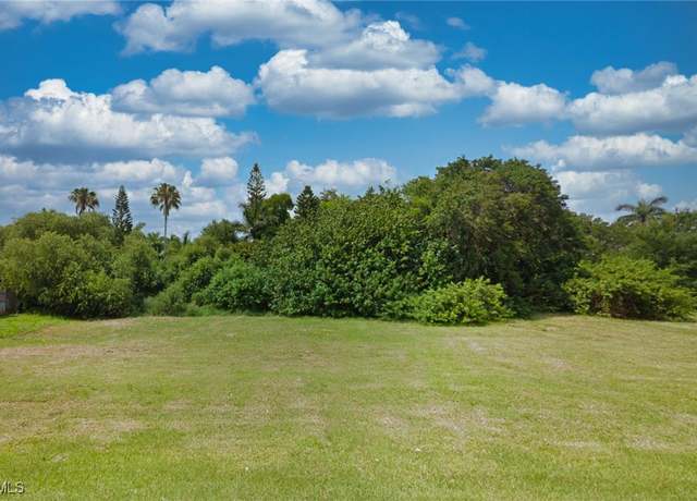 Property at 58 Cabana Ave, North Fort Myers, FL 33903