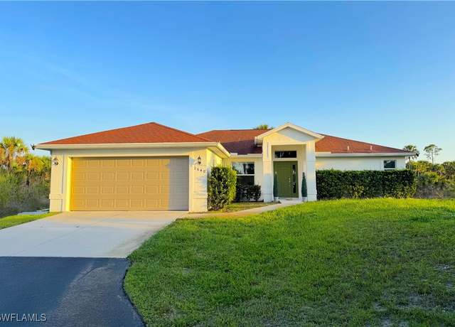 Property at 2640 36th Ave SE, Naples, FL 34117, 3 beds, 2 baths