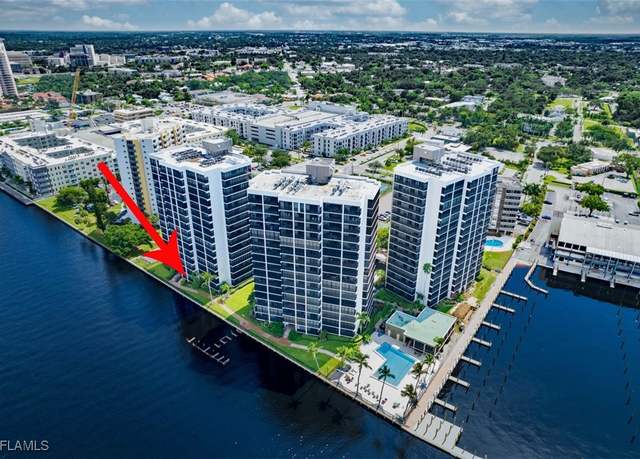 Property at 1900 Virginia Ave #102, Fort Myers, FL 33901, 1 bed, 1.5 baths