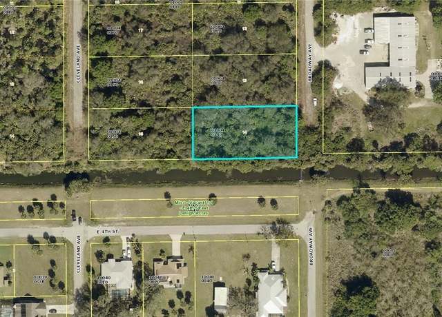 Property at 401 Broadway Ave, Lehigh Acres, FL 33972
