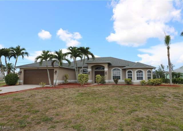 Property at 4304 SW 16th Pl, Cape Coral, FL 33914, 3 beds, 2 baths