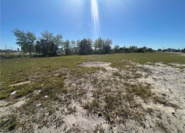 Property at 1709 NE 13th Ave, Cape Coral, FL 33909
