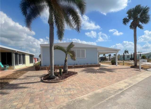 Property at 17761 Stevens Blvd, Fort Myers Beach, FL 33931, 2 beds, 2.5 baths