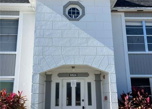 Property at 6824 Sandtrap Dr #4, Fort Myers, FL 33919, 2 beds, 2 baths