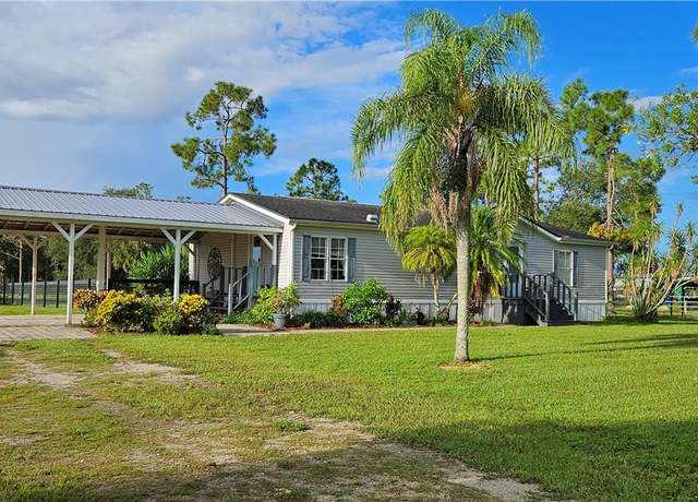 Property at 17900 Jayne Ct, Fort Myers, FL 33913, 3 beds, 2 baths