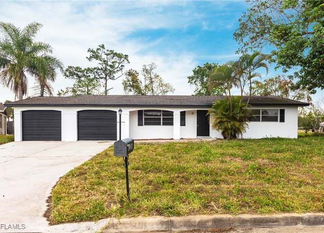 Property at 818 Gardenside Ct, Lehigh Acres, FL 33936, 2 beds, 2 baths