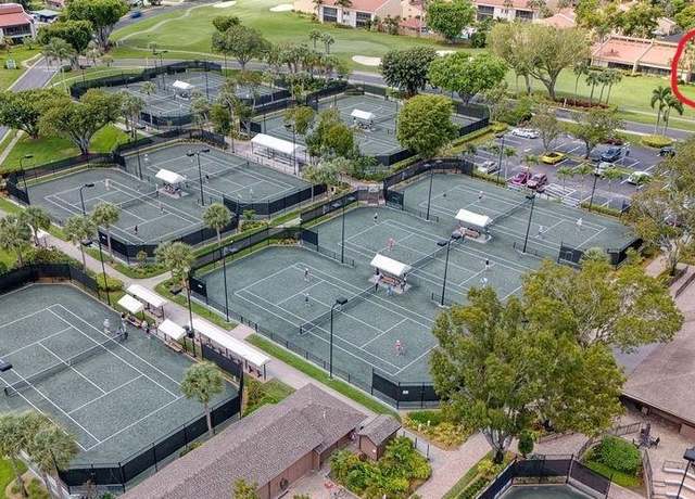 Property at 4515 Windjammer Ln, Fort Myers, FL 33919, 3 beds, 3.5 baths
